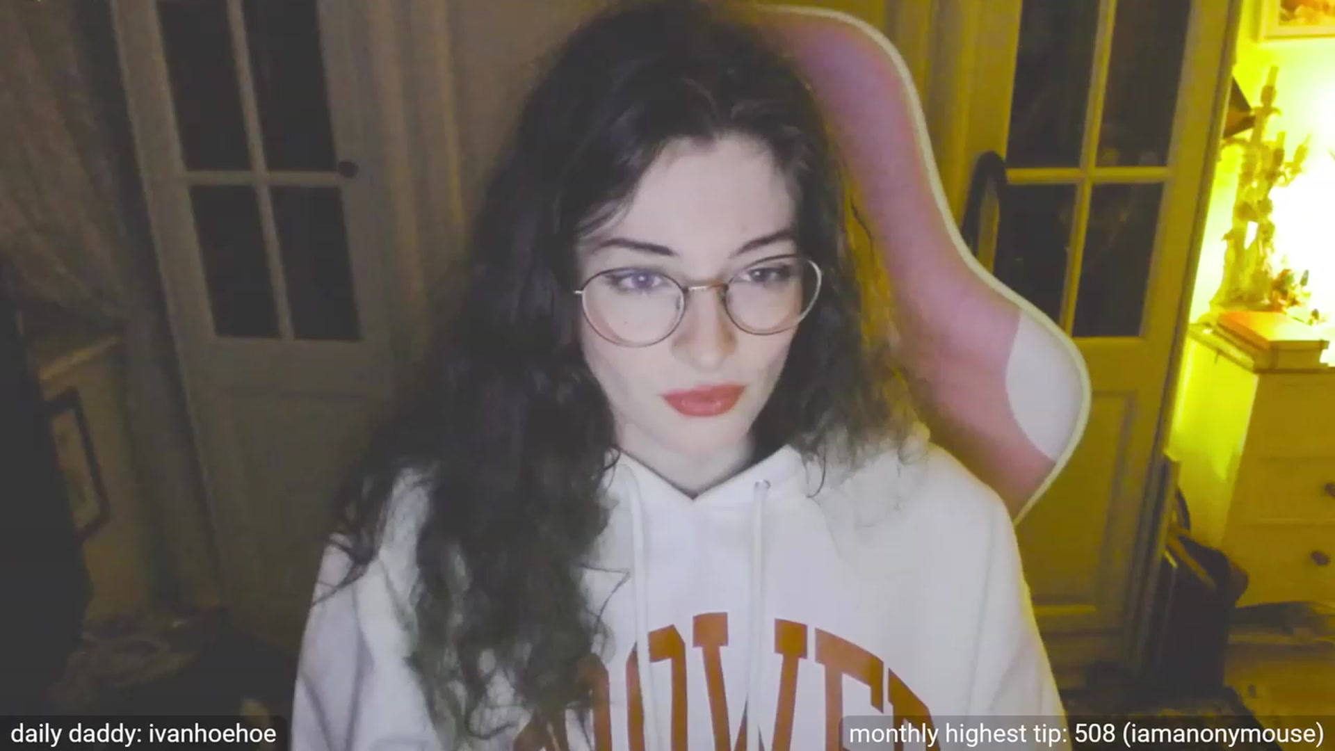 Gallery image thumbnail from viola__'s myfreecams stream on, 09/26/2023, 20:58 image 6 of 20