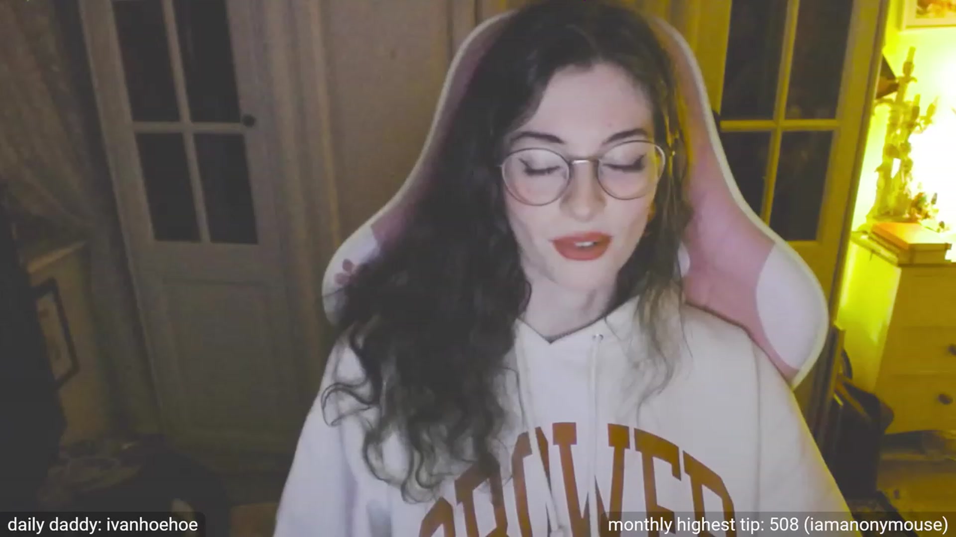 Gallery image thumbnail from viola__'s myfreecams stream on, 09/26/2023, 20:58 image 13 of 20