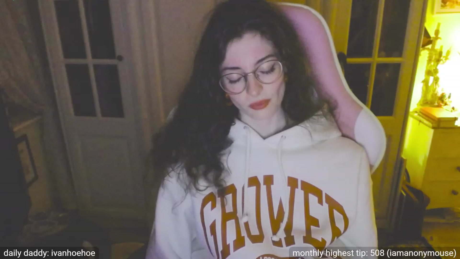 Gallery image thumbnail from viola__'s myfreecams stream on, 09/26/2023, 20:58 image 1 of 20