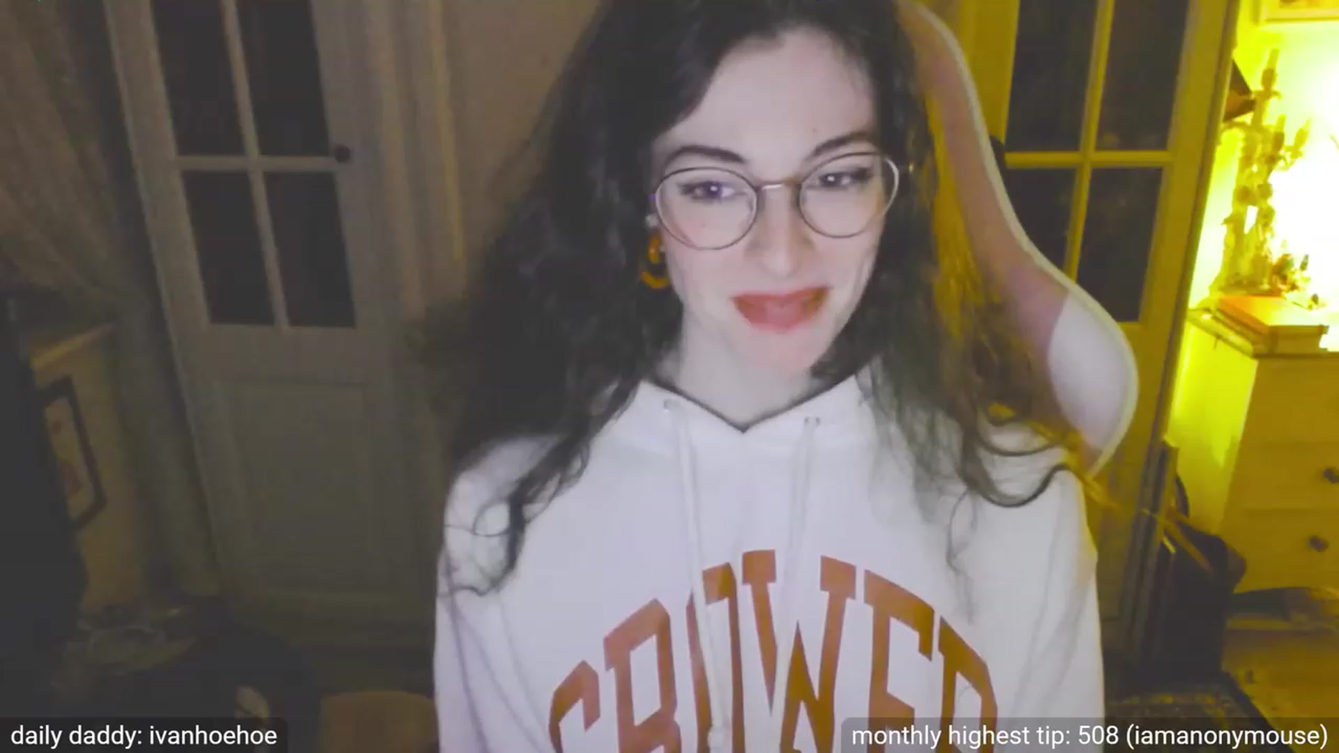Gallery image thumbnail from viola__'s myfreecams stream on, 09/26/2023, 20:58 image 17 of 20