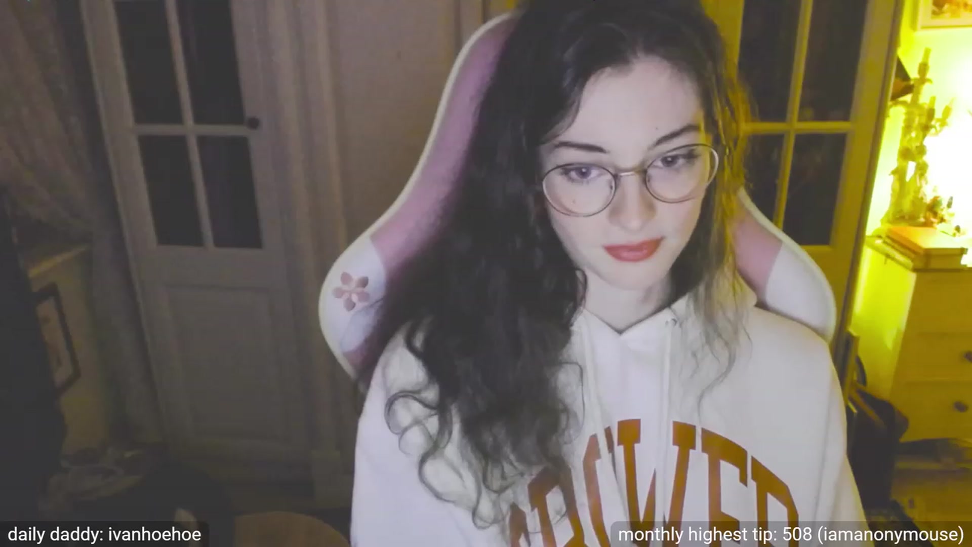 Gallery image thumbnail from viola__'s myfreecams stream on, 09/26/2023, 20:58 image 11 of 20
