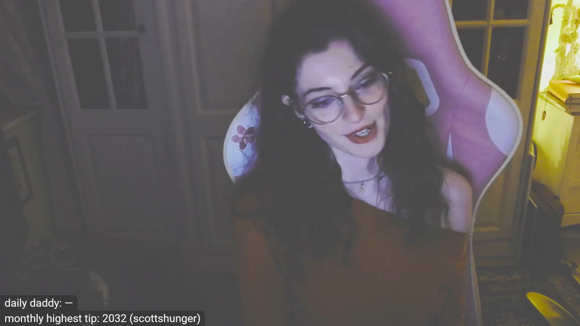 Gallery image thumbnail from viola__'s myfreecams stream on, 10/24/2023, 20:51 image 7 of 20