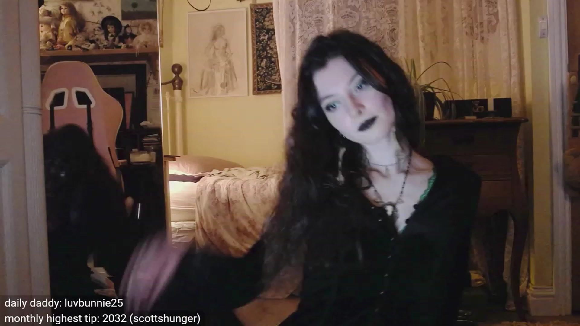 Gallery image thumbnail from viola__'s myfreecams stream on, 10/31/2023, 20:49 image 13 of 20