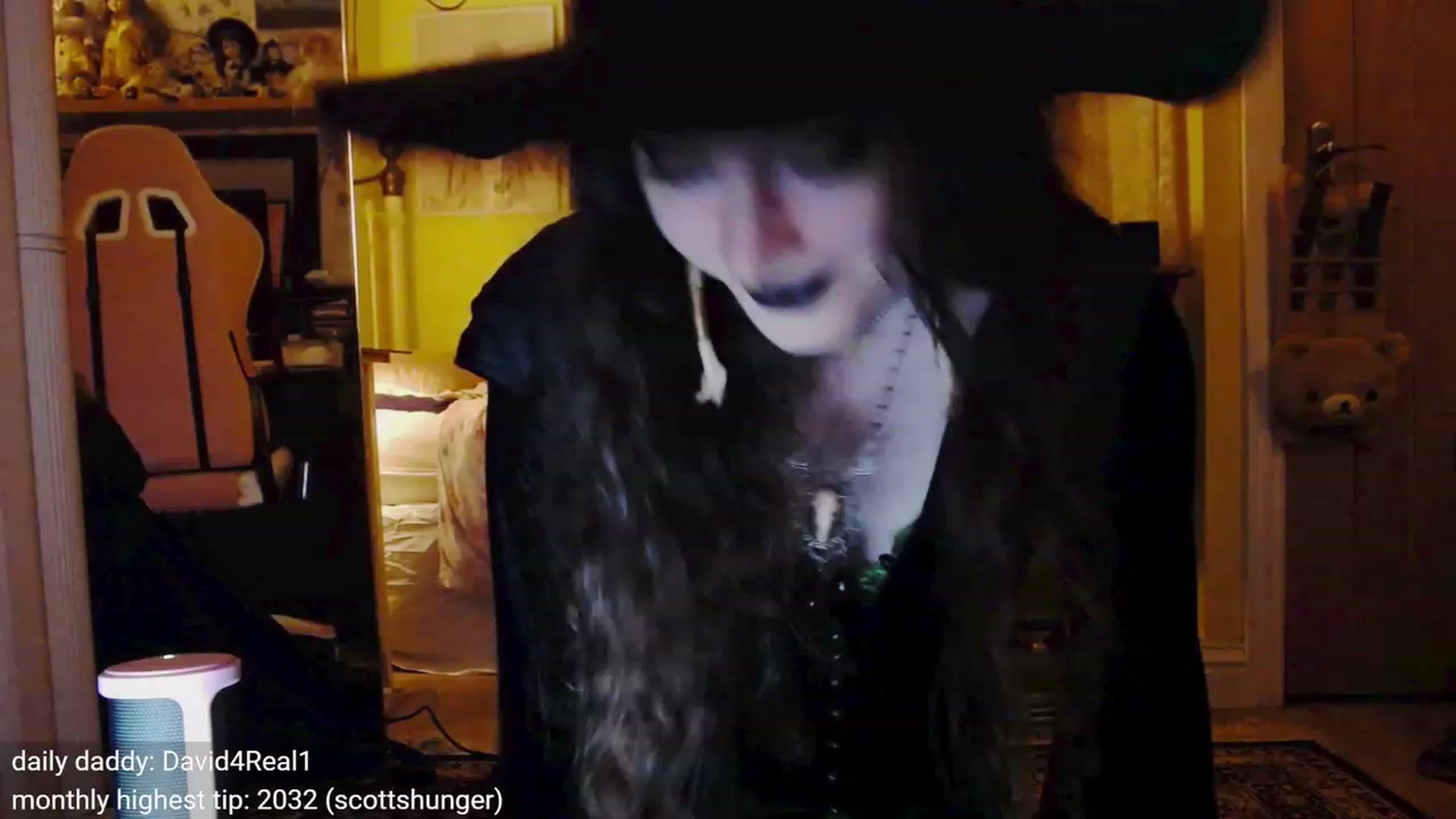 Gallery image thumbnail from viola__'s myfreecams stream on, 10/31/2023, 20:49 image 5 of 20