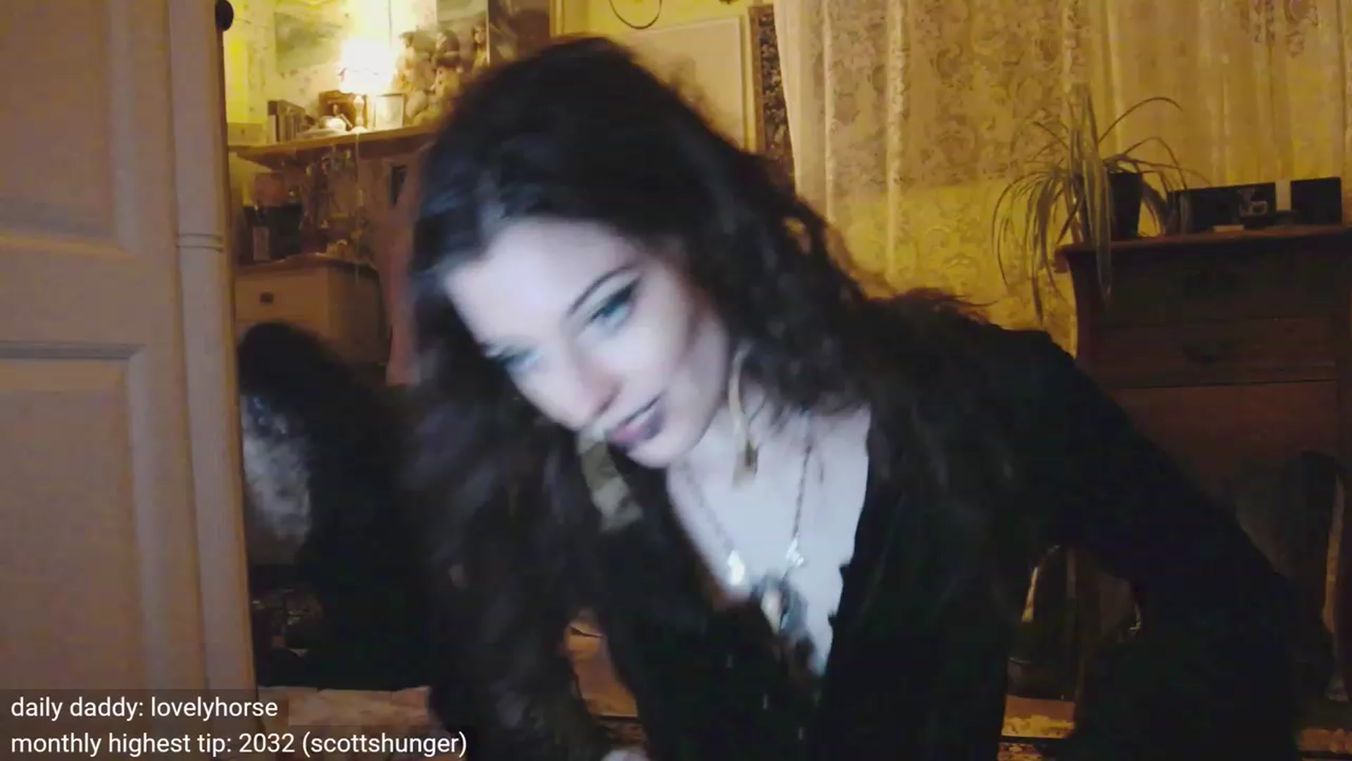 Gallery image thumbnail from viola__'s myfreecams stream on, 11/01/2023, 24:52 image 4 of 20