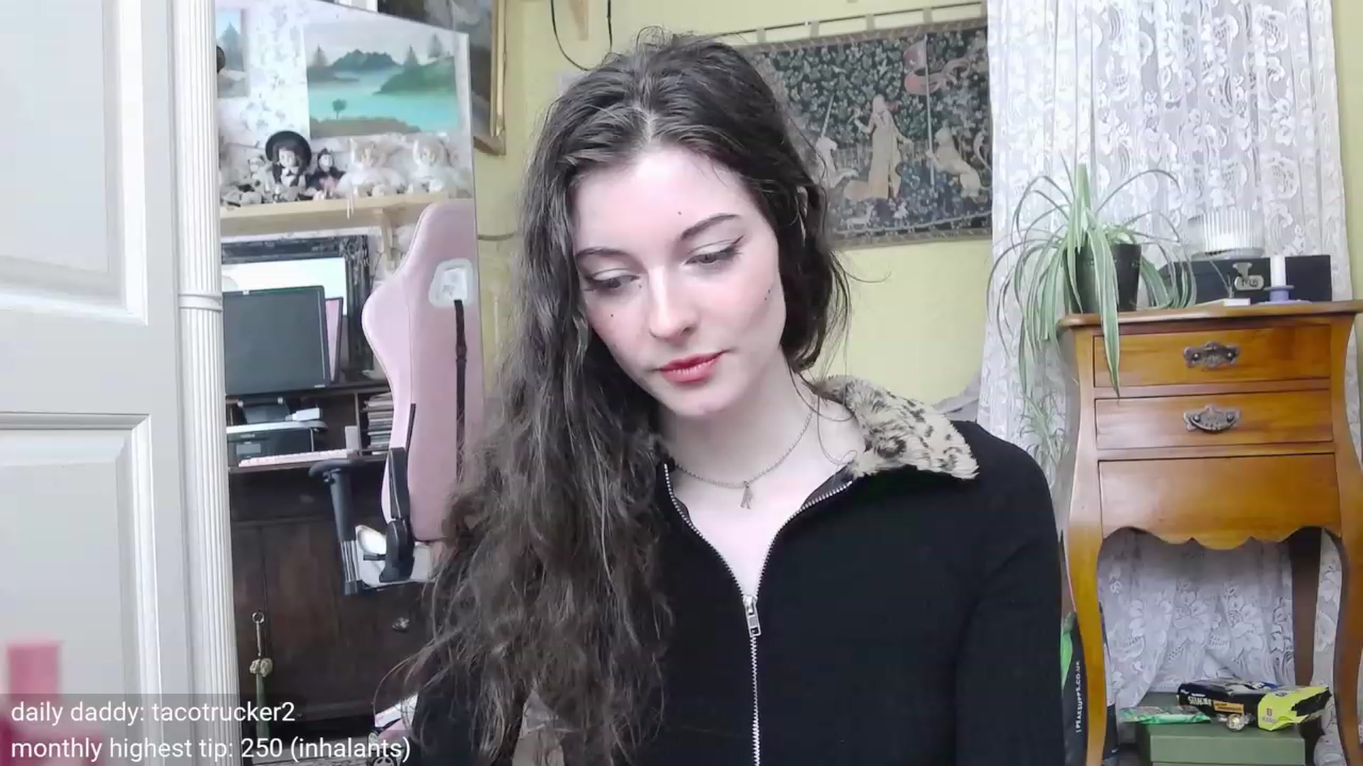 Gallery image thumbnail from viola__'s myfreecams stream on, 11/03/2023, 14:55 image 12 of 20
