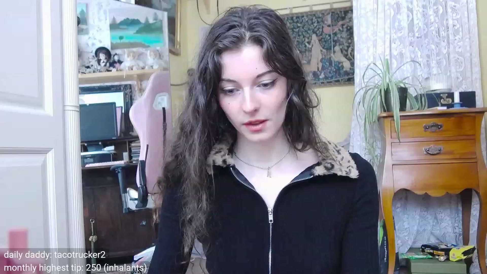 Gallery image thumbnail from viola__'s myfreecams stream on, 11/03/2023, 14:55 image 13 of 20