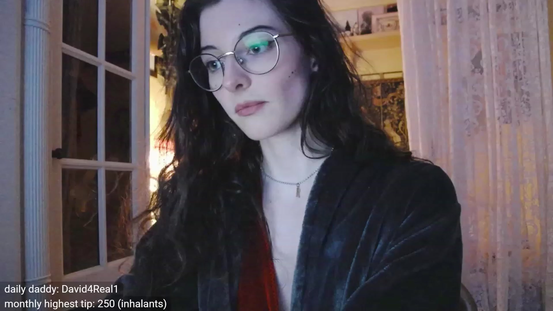 Gallery image thumbnail from viola__'s myfreecams stream on, 11/08/2023, 17:06 image 14 of 20