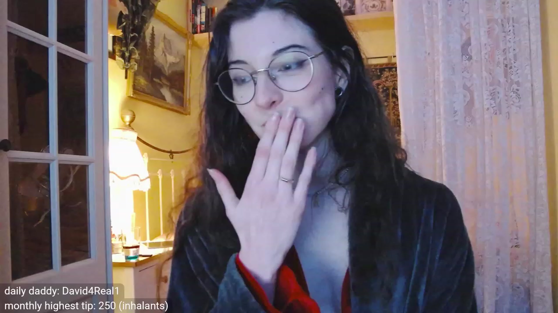Gallery image thumbnail from viola__'s myfreecams stream on, 11/08/2023, 17:06 image 9 of 20