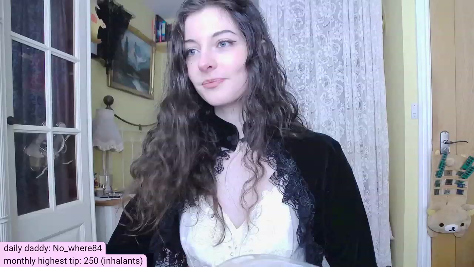 Gallery image thumbnail from viola__'s myfreecams stream on, 11/09/2023, 15:48 image 6 of 20