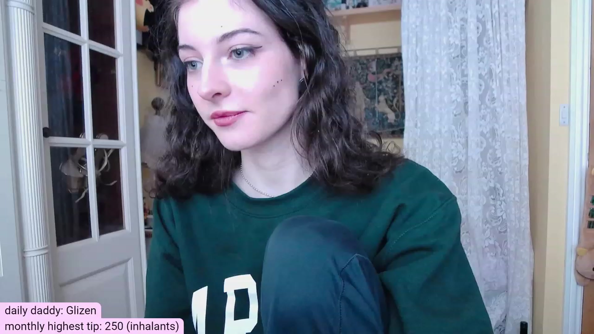 Gallery image thumbnail from viola__'s myfreecams stream on, 11/10/2023, 15:47 image 10 of 20