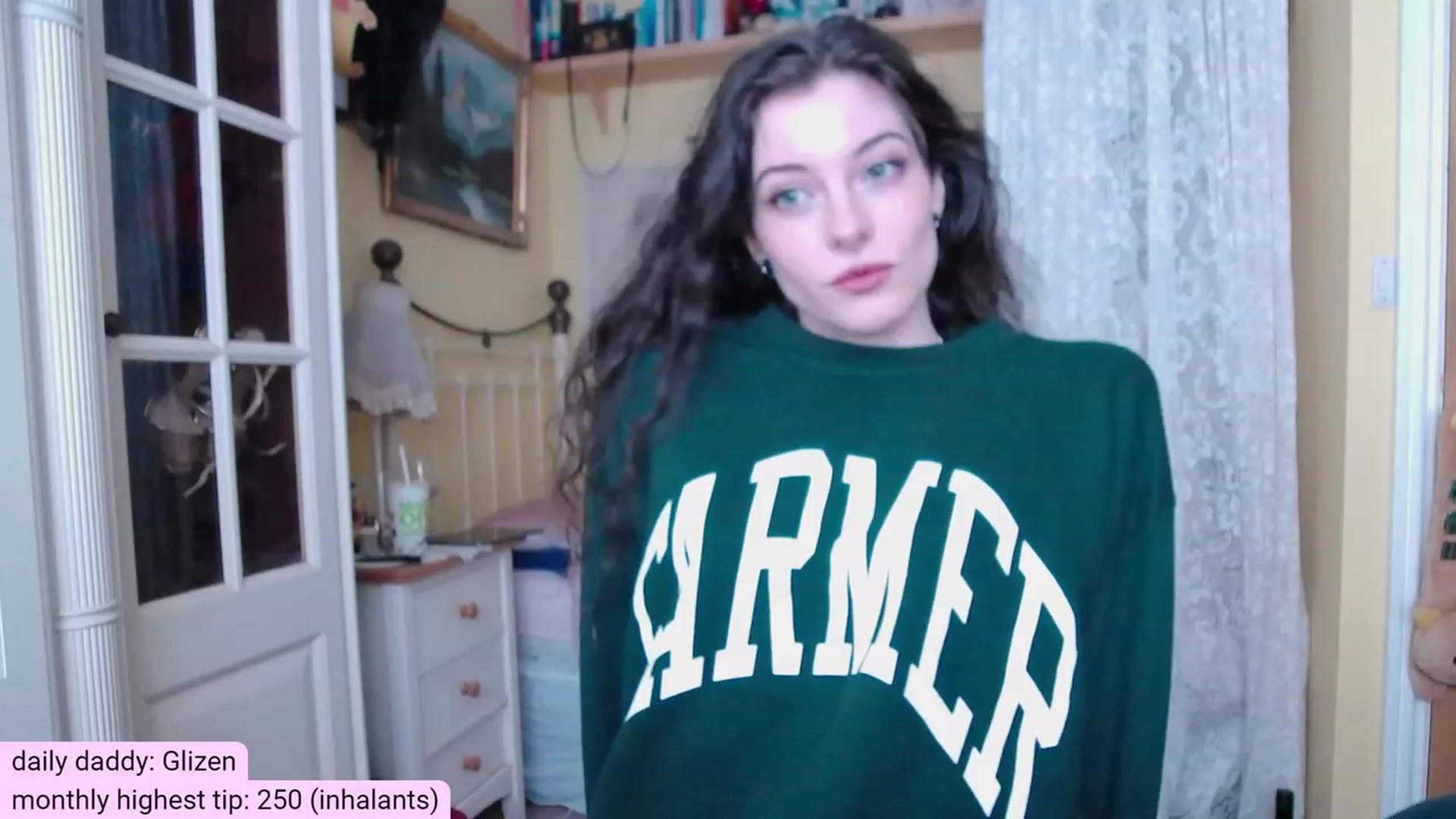 Gallery image thumbnail from viola__'s myfreecams stream on, 11/10/2023, 15:47 image 9 of 20