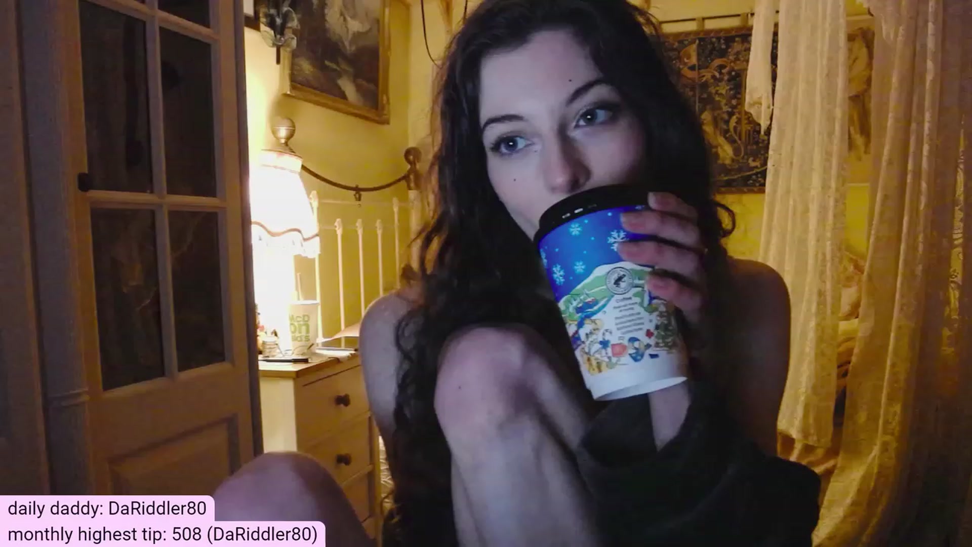Gallery image thumbnail from viola__'s myfreecams stream on, 11/10/2023, 18:30 image 7 of 20