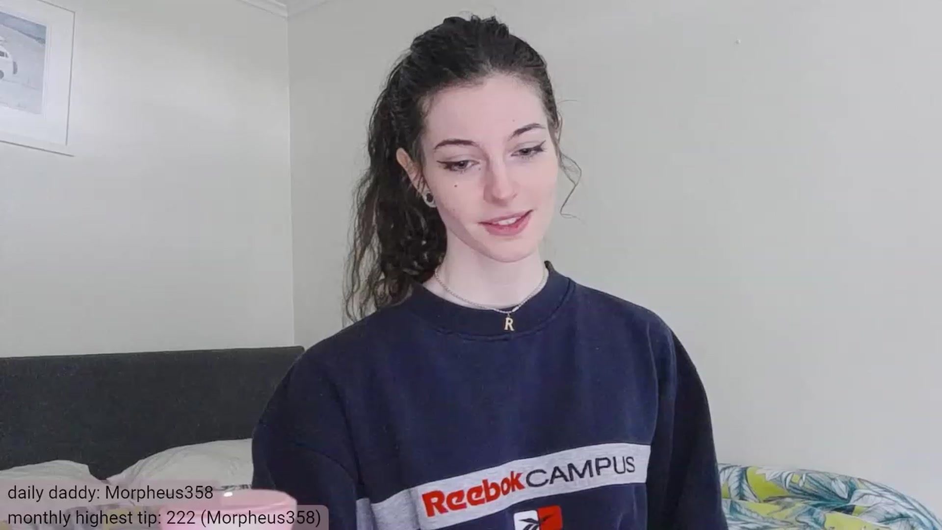 Gallery image thumbnail from viola__'s myfreecams stream on, 12/05/2023, 13:17 image 16 of 20