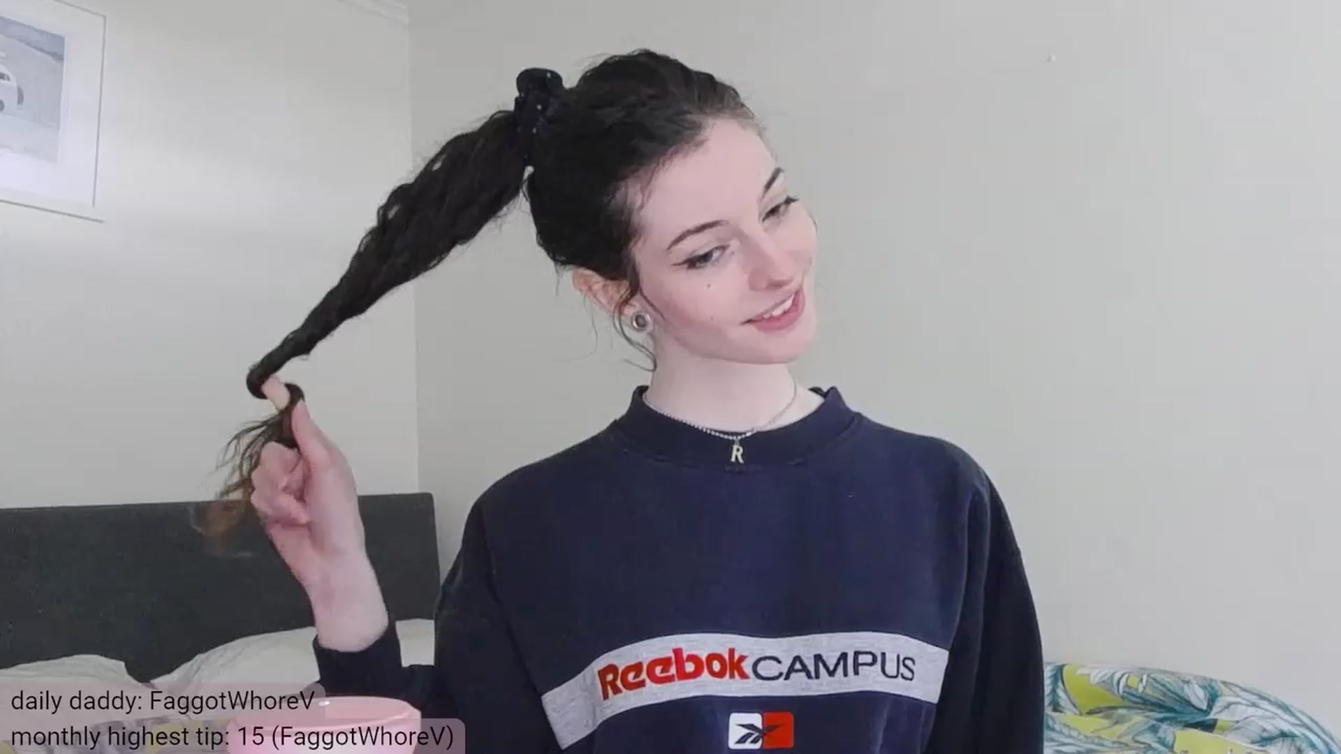 Gallery image thumbnail from viola__'s myfreecams stream on, 12/05/2023, 13:17 image 14 of 20