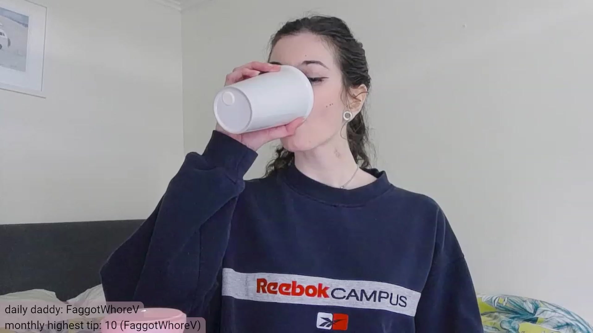 Gallery image thumbnail from viola__'s myfreecams stream on, 12/05/2023, 13:17 image 9 of 20