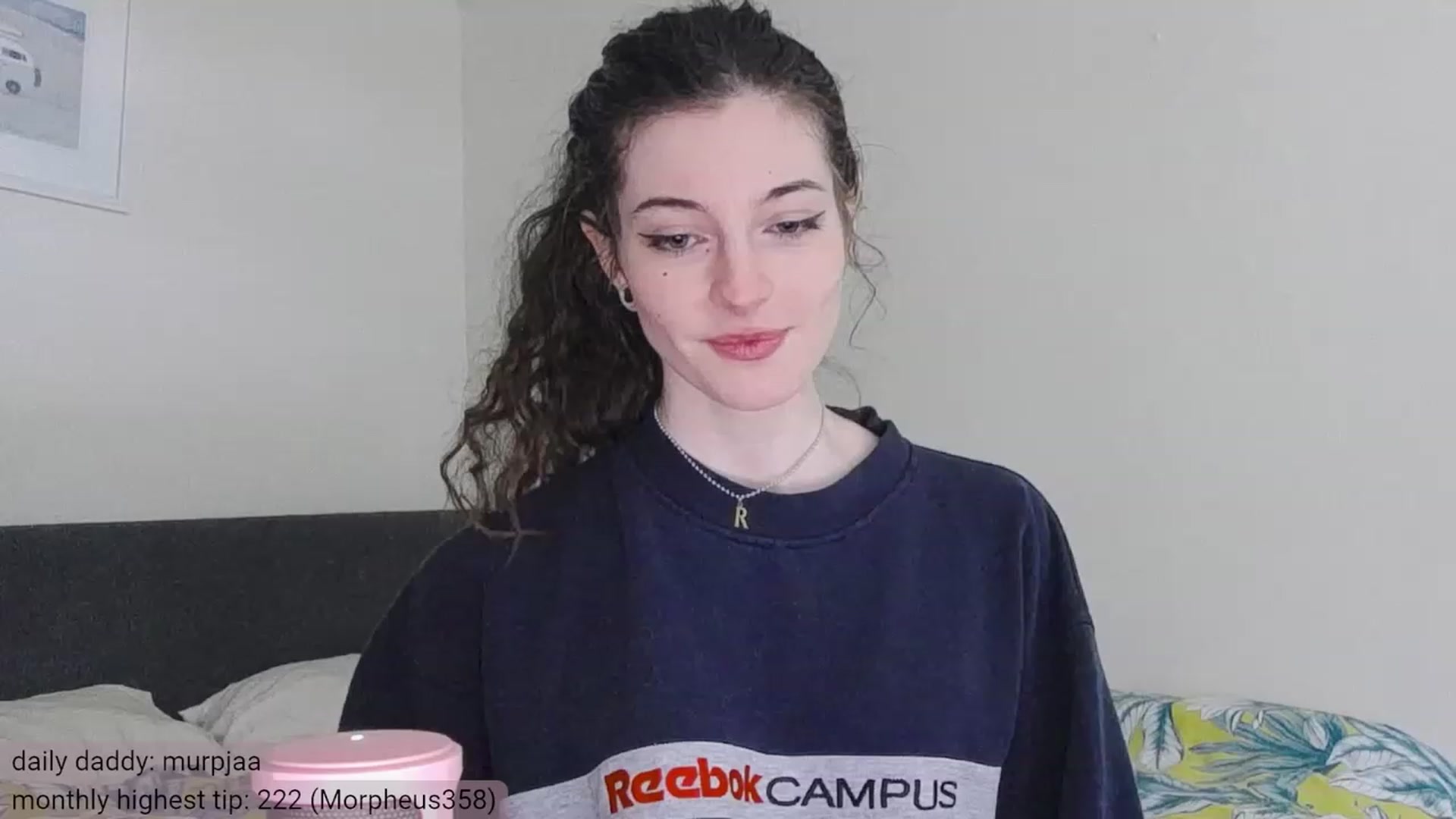 Gallery image thumbnail from viola__'s myfreecams stream on, 12/05/2023, 14:32 image 10 of 20