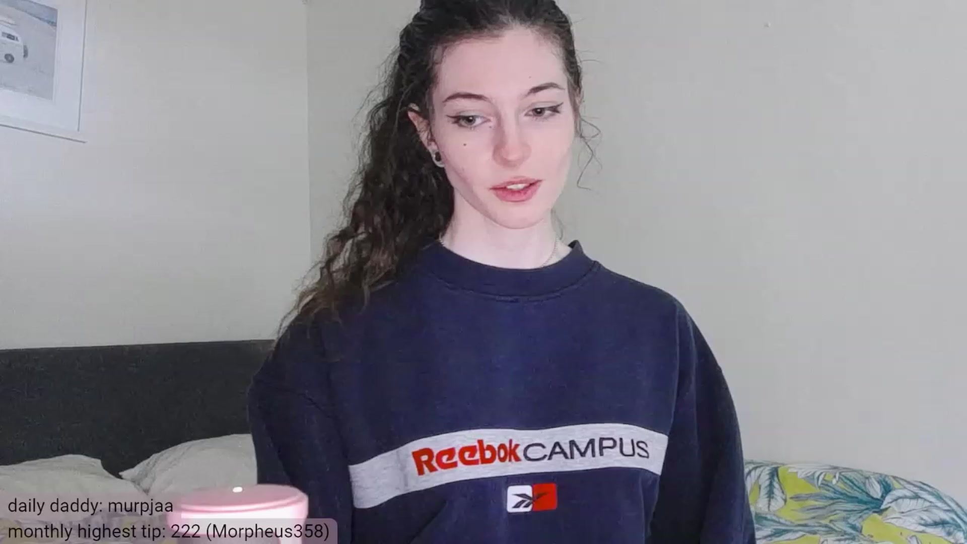 Gallery image thumbnail from viola__'s myfreecams stream on, 12/05/2023, 14:32 image 11 of 20
