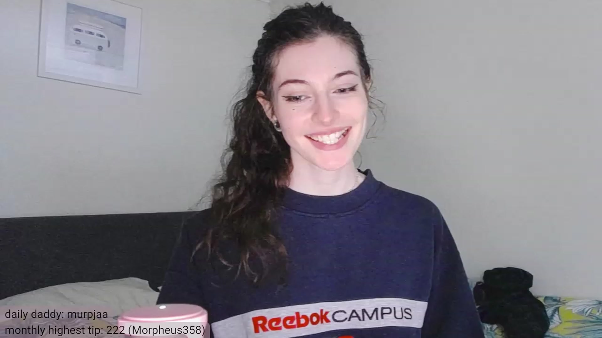 Gallery image thumbnail from viola__'s myfreecams stream on, 12/05/2023, 15:17 image 8 of 20