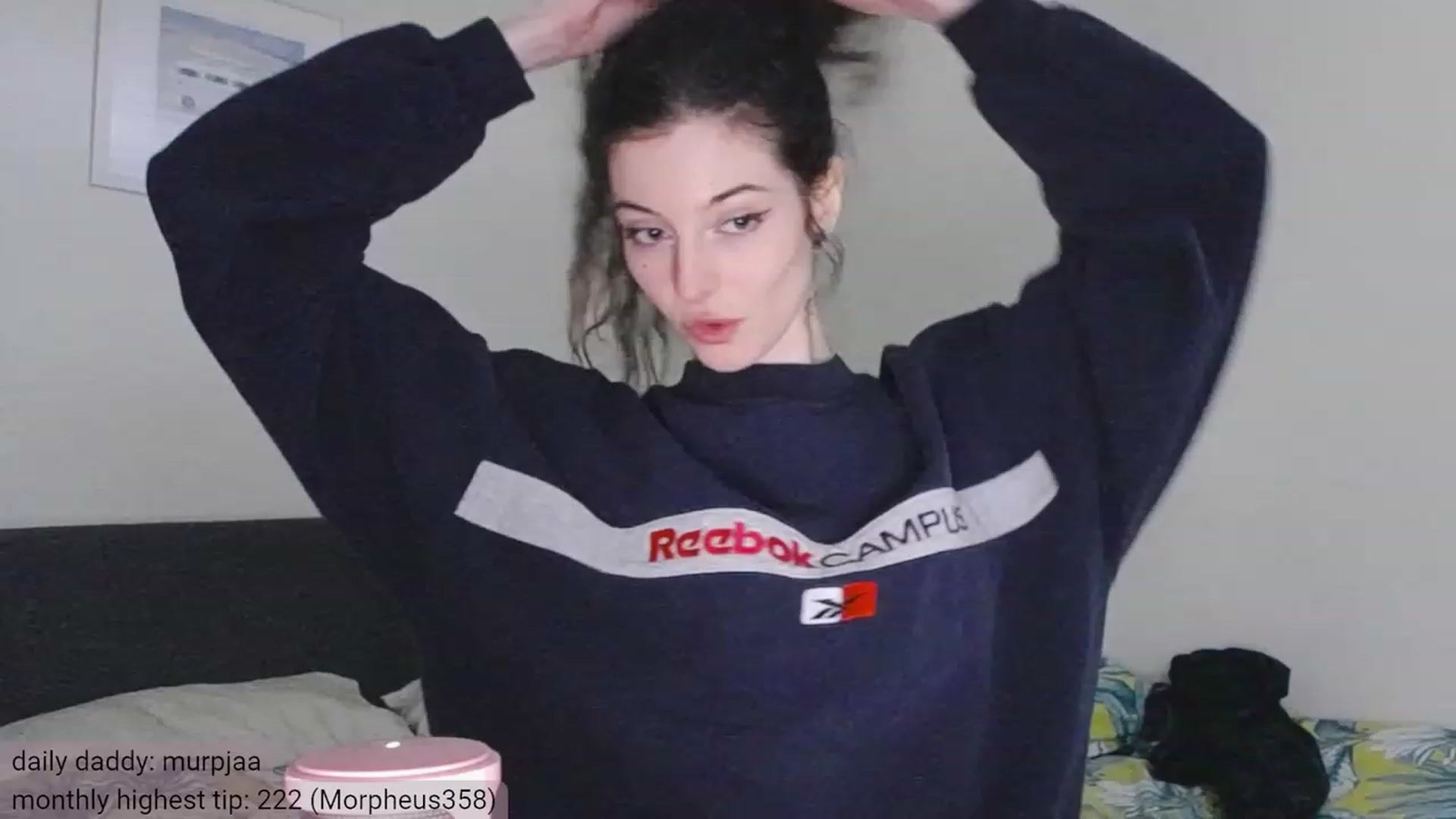 Gallery image thumbnail from viola__'s myfreecams stream on, 12/05/2023, 15:17 image 9 of 20