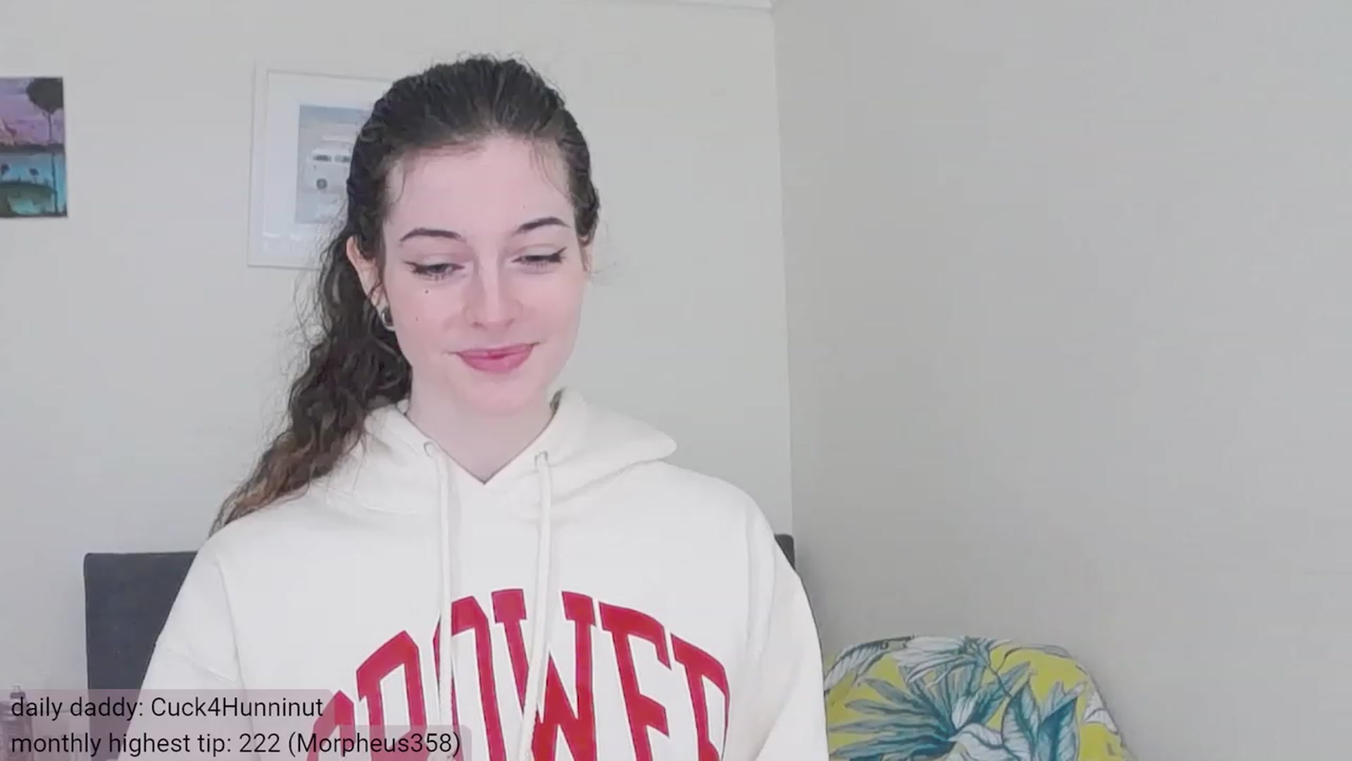 Gallery image thumbnail from viola__'s myfreecams stream on, 12/06/2023, 13:13 image 2 of 20