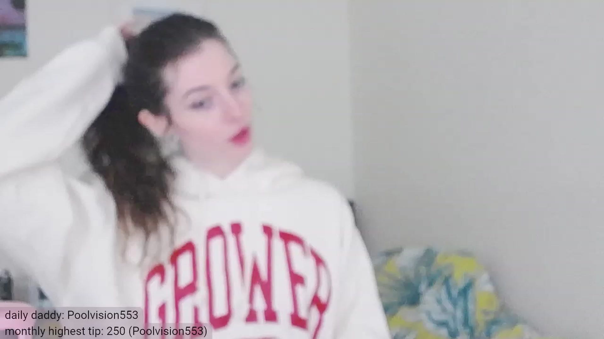 Gallery image thumbnail from viola__'s myfreecams stream on, 12/06/2023, 13:13 image 16 of 20