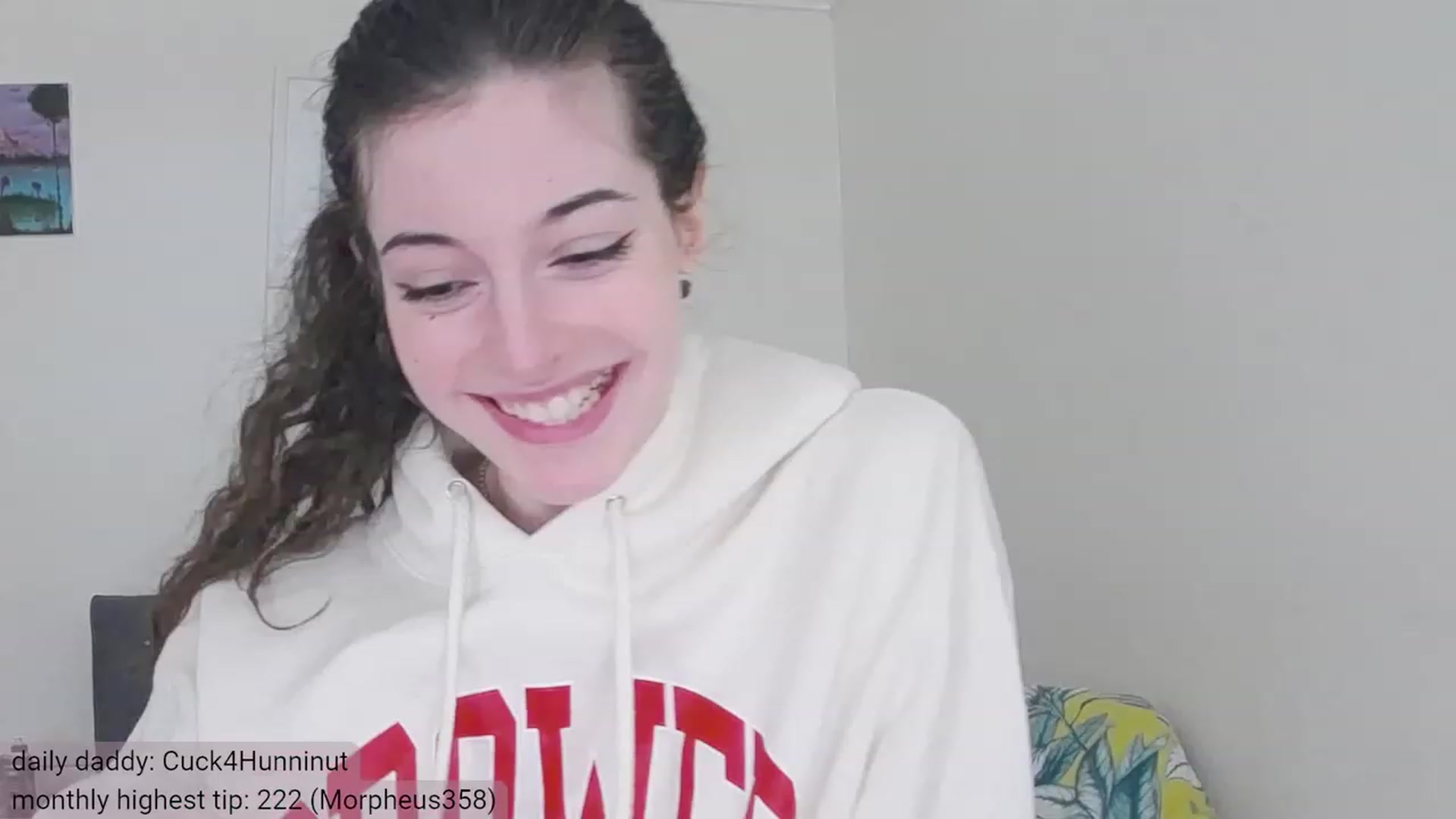 Gallery image thumbnail from viola__'s myfreecams stream on, 12/06/2023, 13:13 image 3 of 20