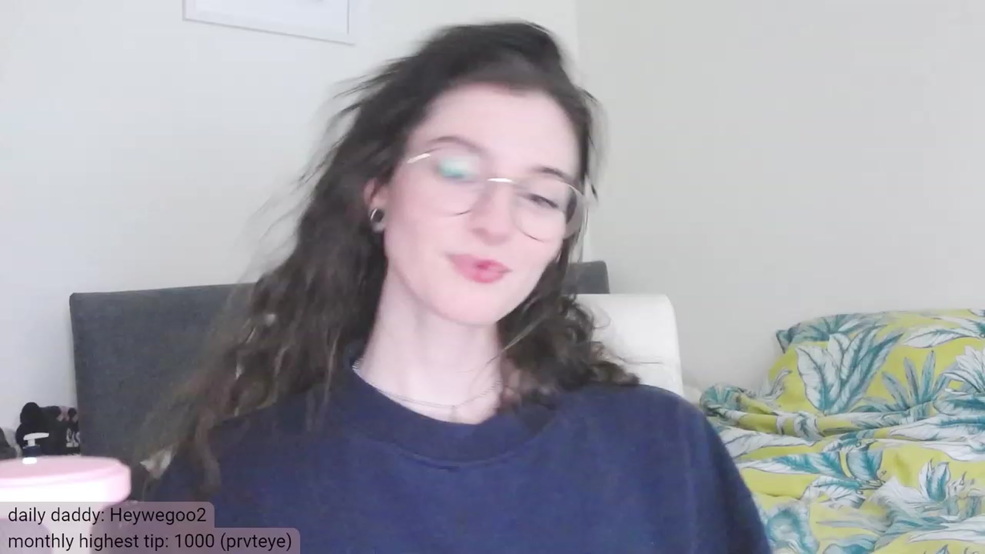 Gallery image thumbnail from viola__'s myfreecams stream on, 12/07/2023, 14:27 image 20 of 20