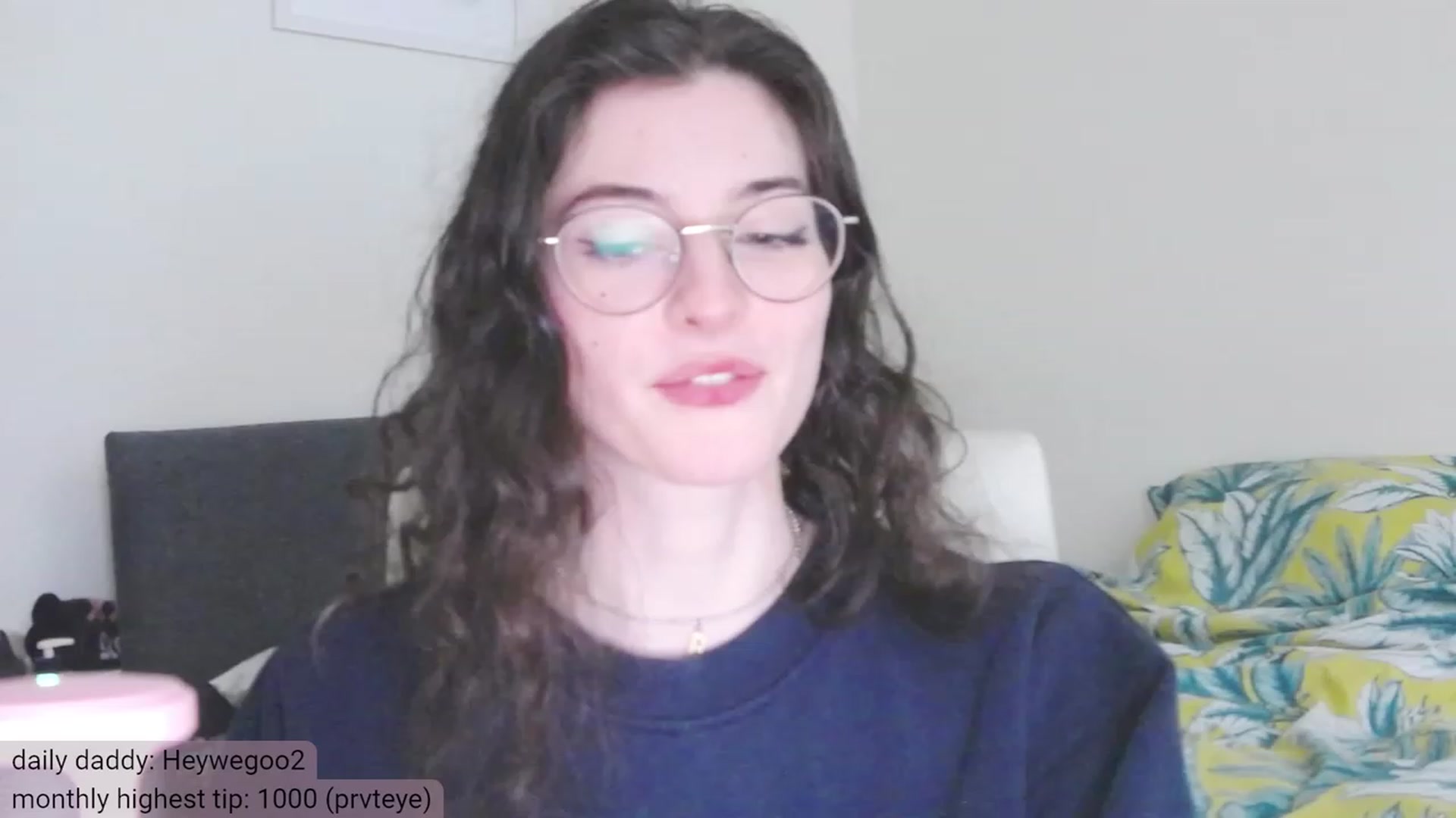Gallery image thumbnail from viola__'s myfreecams stream on, 12/07/2023, 15:41 image 7 of 20