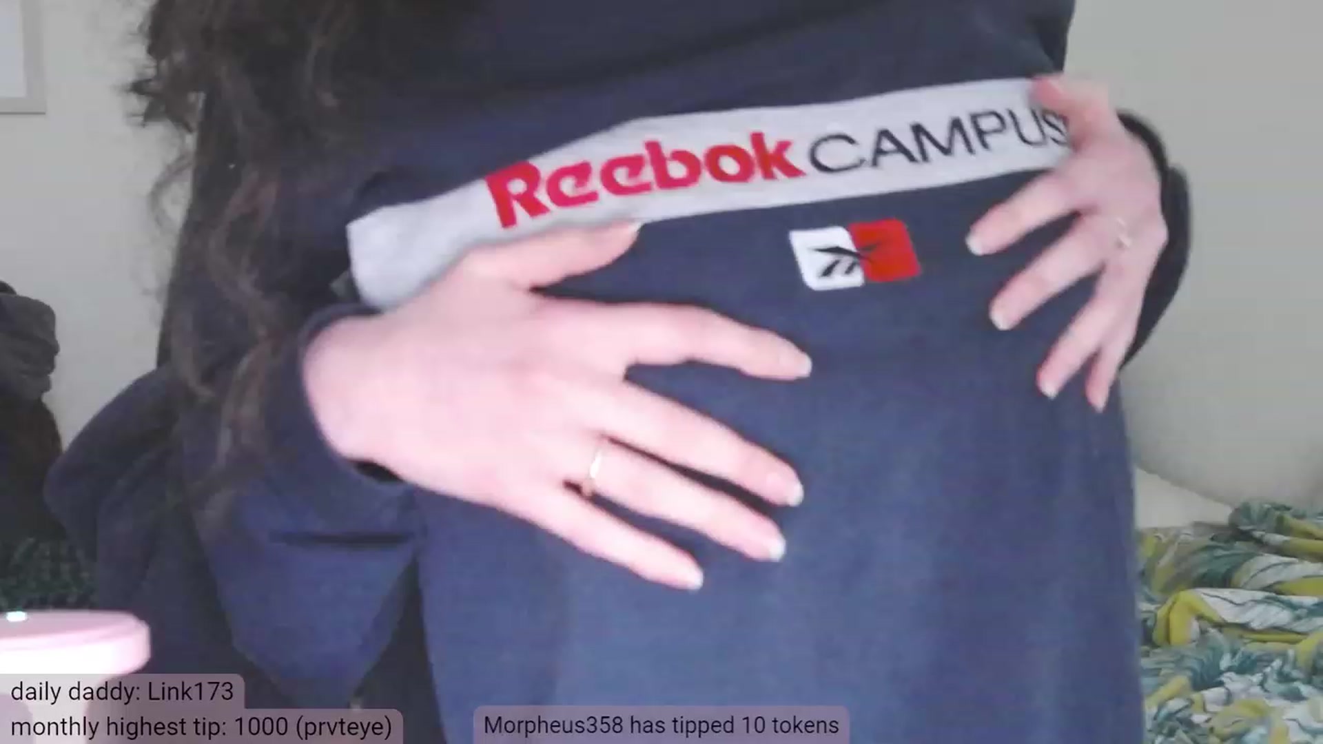Gallery image thumbnail from viola__'s myfreecams stream on, 12/07/2023, 15:41 image 15 of 20