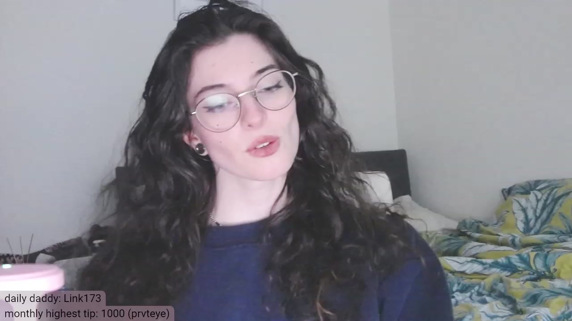 Gallery image thumbnail from viola__'s myfreecams stream on, 12/07/2023, 15:41 image 18 of 20