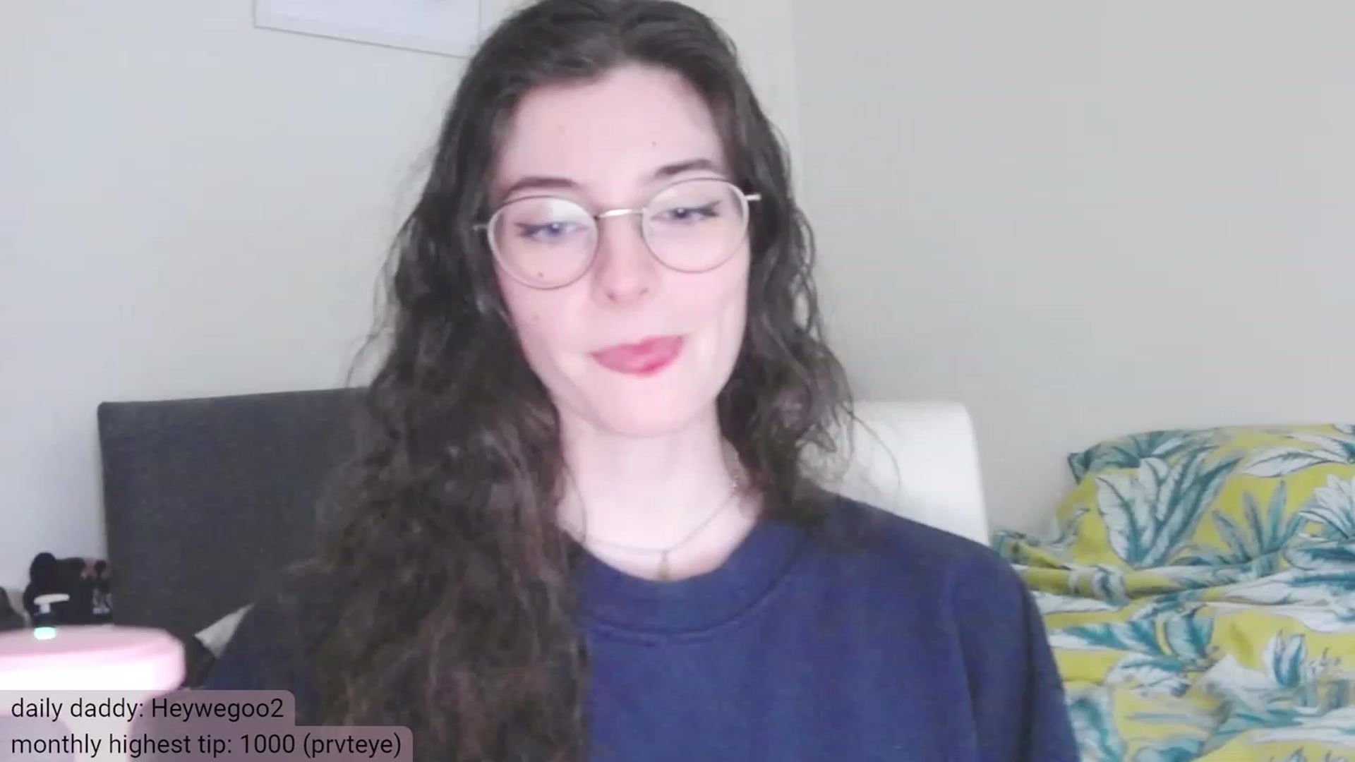 Gallery image thumbnail from viola__'s myfreecams stream on, 12/07/2023, 15:41 image 4 of 20