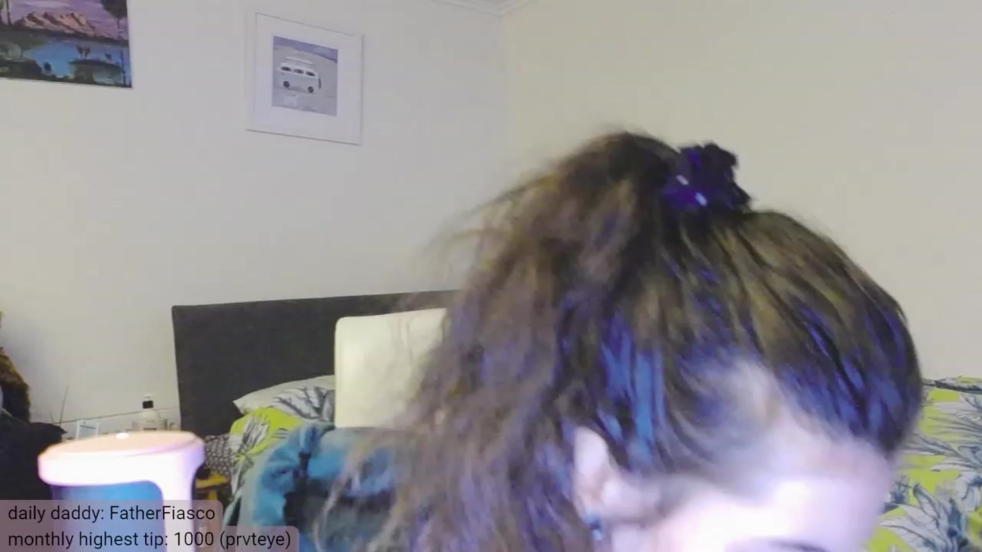 Gallery image thumbnail from viola__'s myfreecams stream on, 12/08/2023, 16:29 image 15 of 20