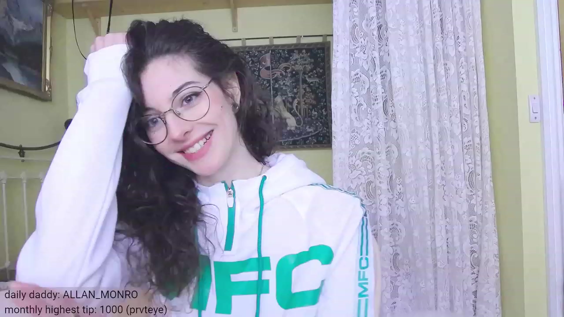 Gallery image thumbnail from viola__'s myfreecams stream on, 12/14/2023, 14:24 image 8 of 20