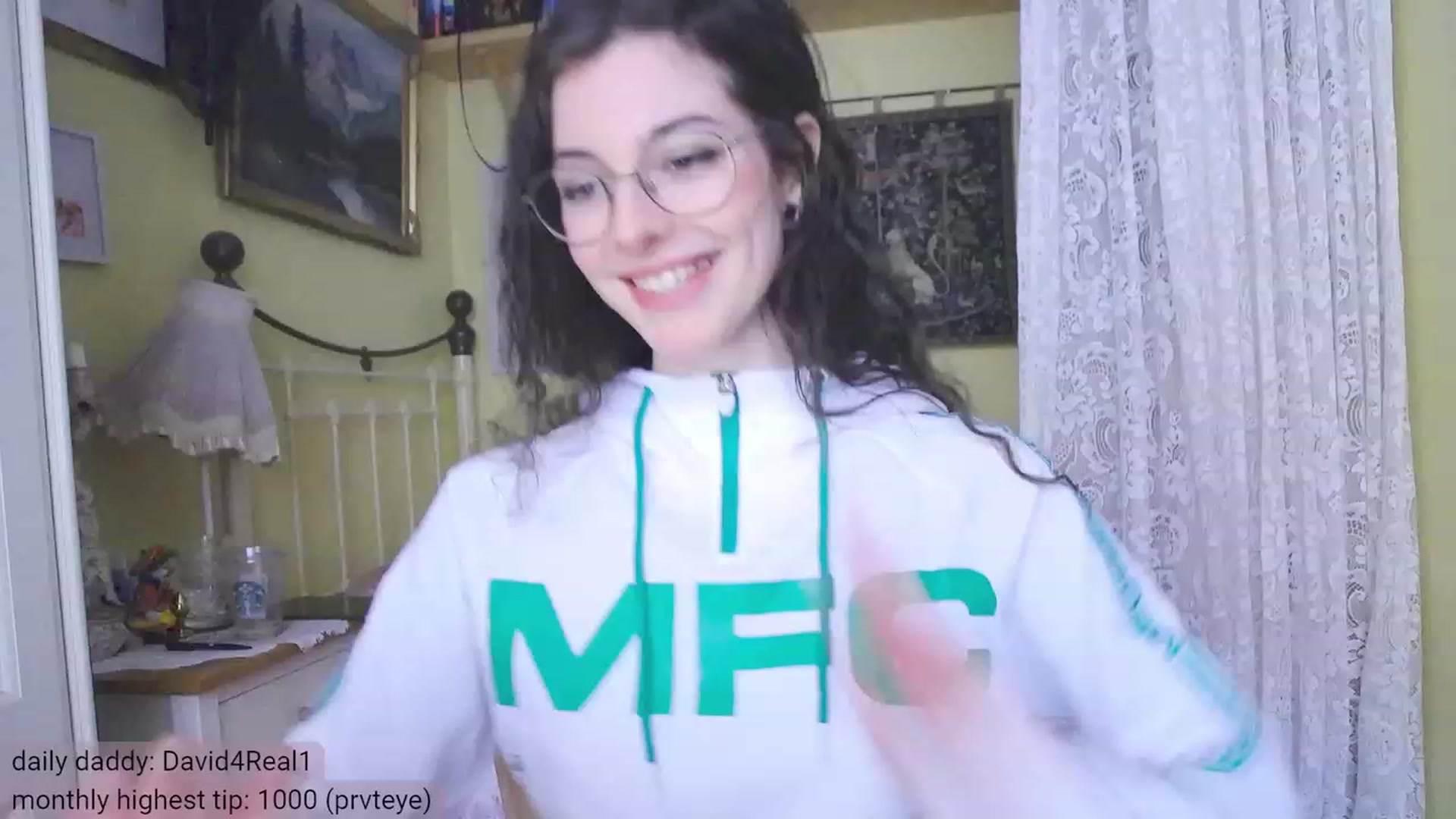 Gallery image thumbnail from viola__'s myfreecams stream on, 12/14/2023, 16:28 image 8 of 20