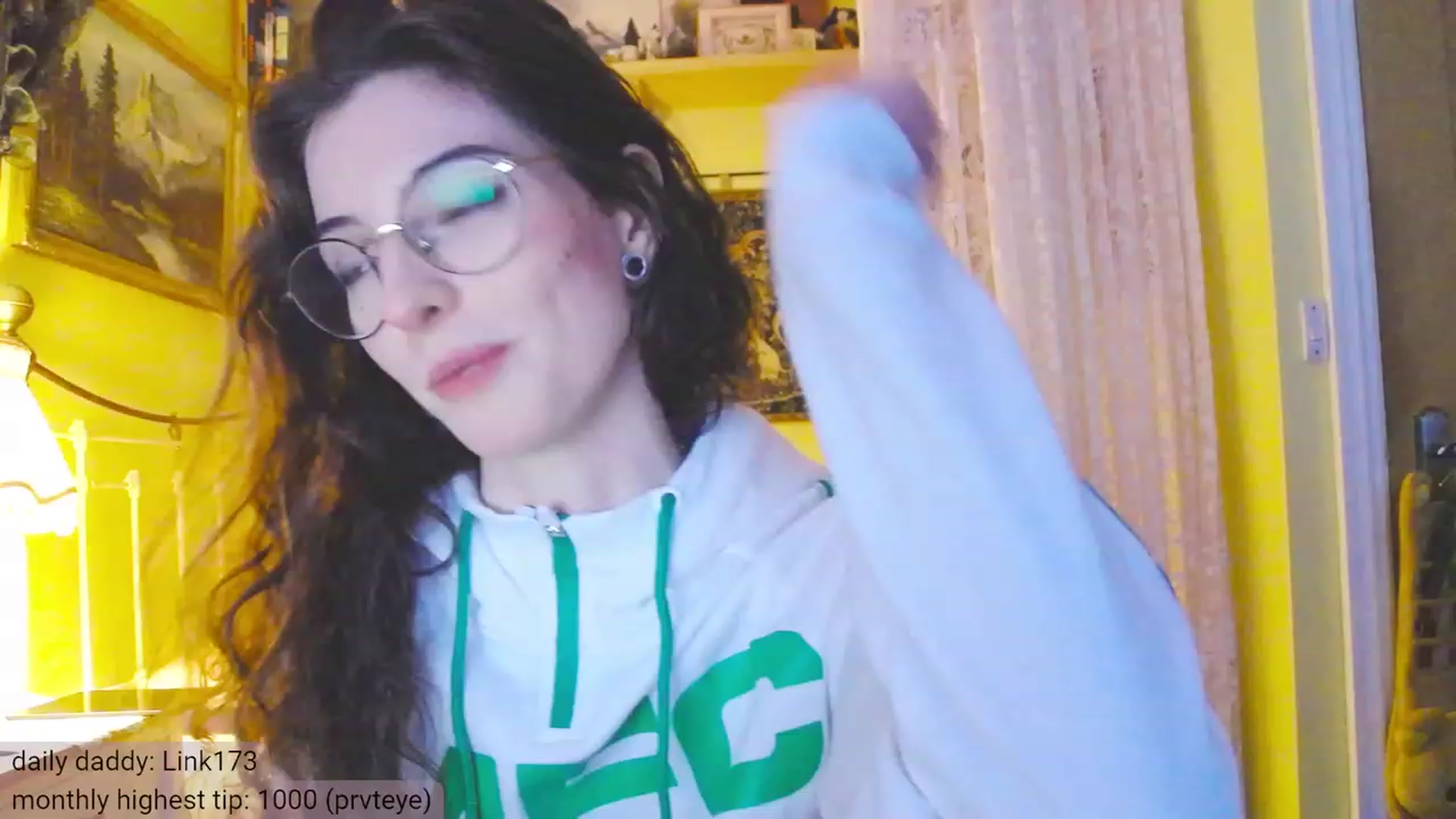 Gallery image thumbnail from viola__'s myfreecams stream on, 12/14/2023, 16:28 image 20 of 20