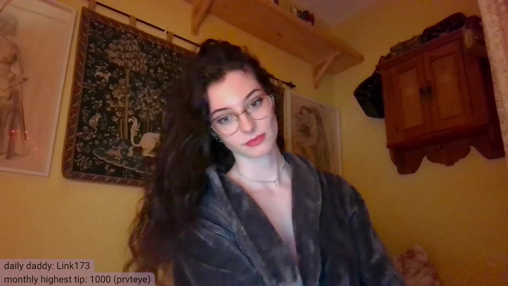 Gallery image thumbnail from viola__'s myfreecams stream on, 12/14/2023, 23:22 image 10 of 20