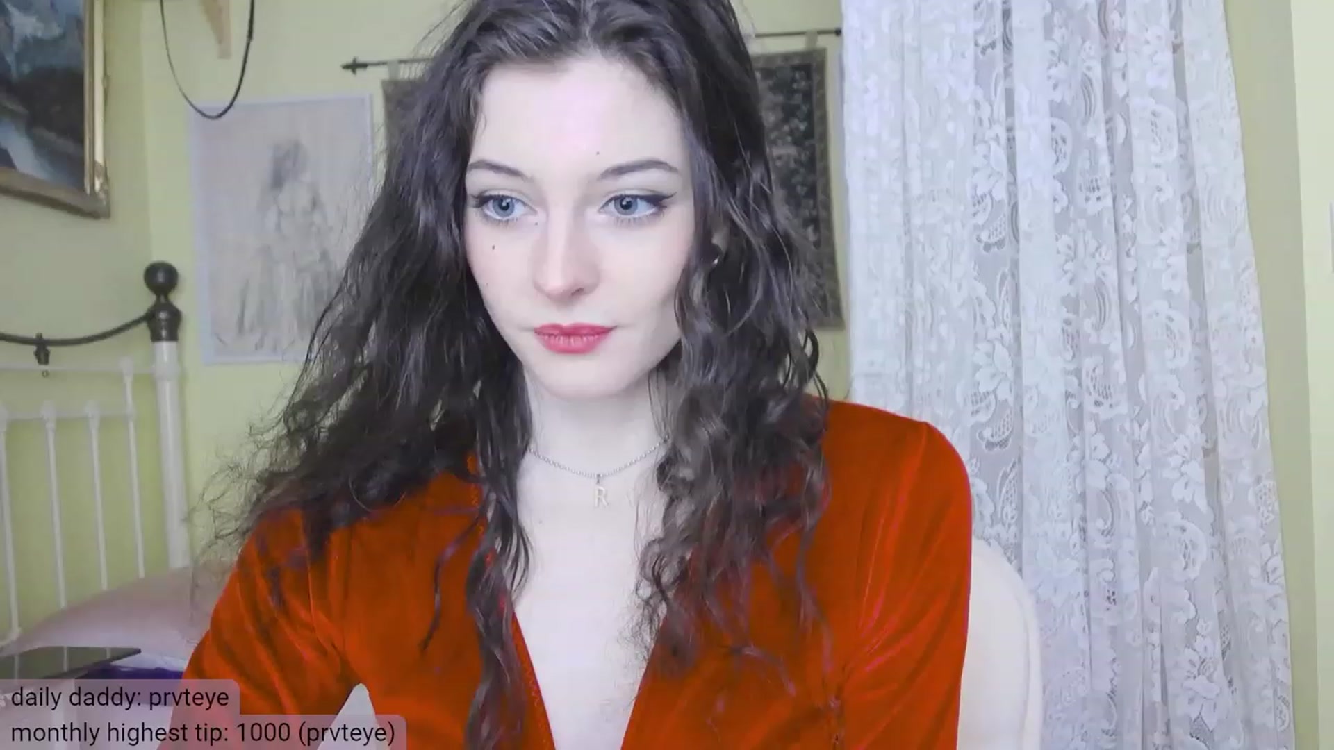 Gallery image thumbnail from viola__'s myfreecams stream on, 12/15/2023, 15:31 image 10 of 20