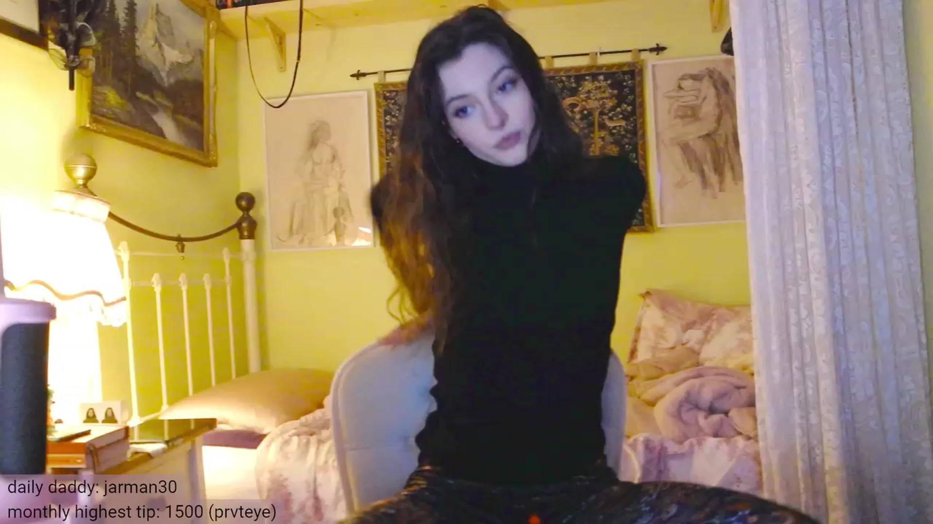 Gallery image thumbnail from viola__'s myfreecams stream on, 12/20/2023, 18:34 image 1 of 20