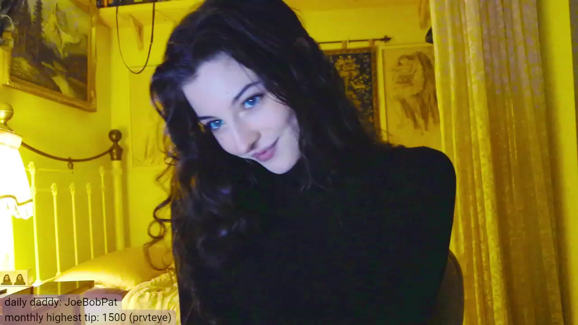 Gallery image thumbnail from viola__'s myfreecams stream on, 12/20/2023, 18:34 image 8 of 20