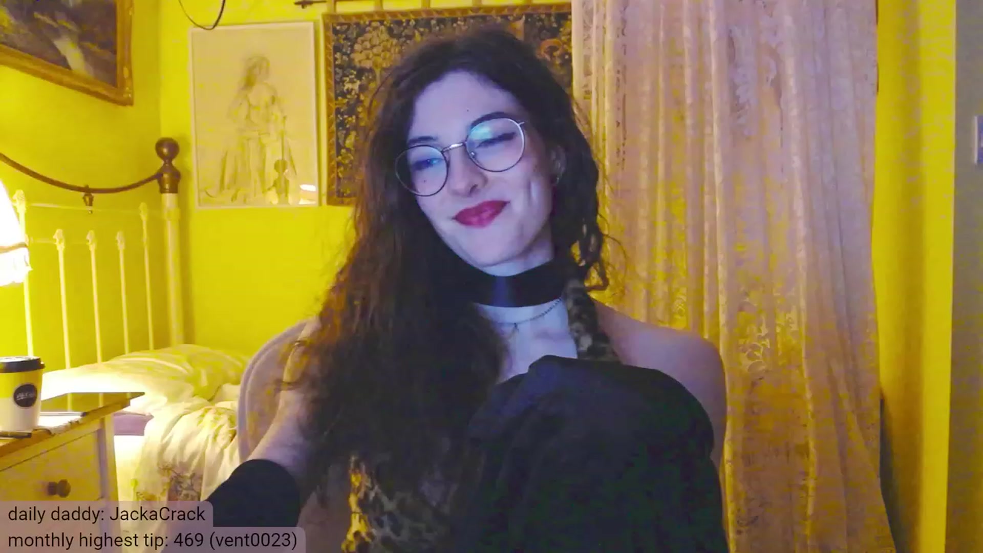 Gallery image thumbnail from viola__'s myfreecams stream on, 01/05/2024, 17:44 image 16 of 20