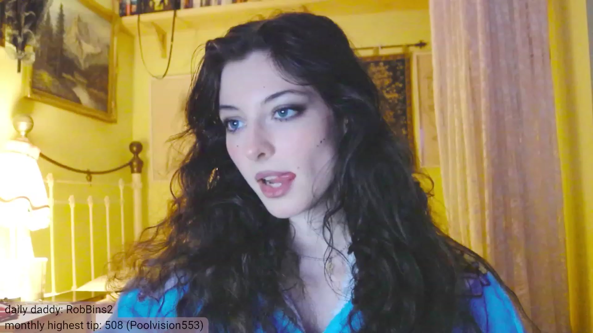 Gallery image thumbnail from viola__'s myfreecams stream on, 01/12/2024, 16:59 image 17 of 20