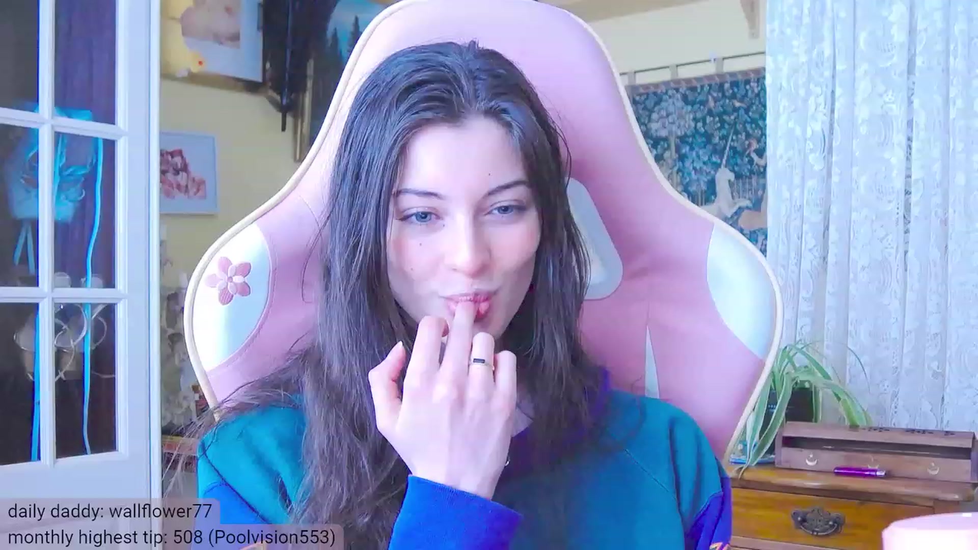 Gallery image thumbnail from viola__'s myfreecams stream on, 01/18/2024, 14:49 image 11 of 20