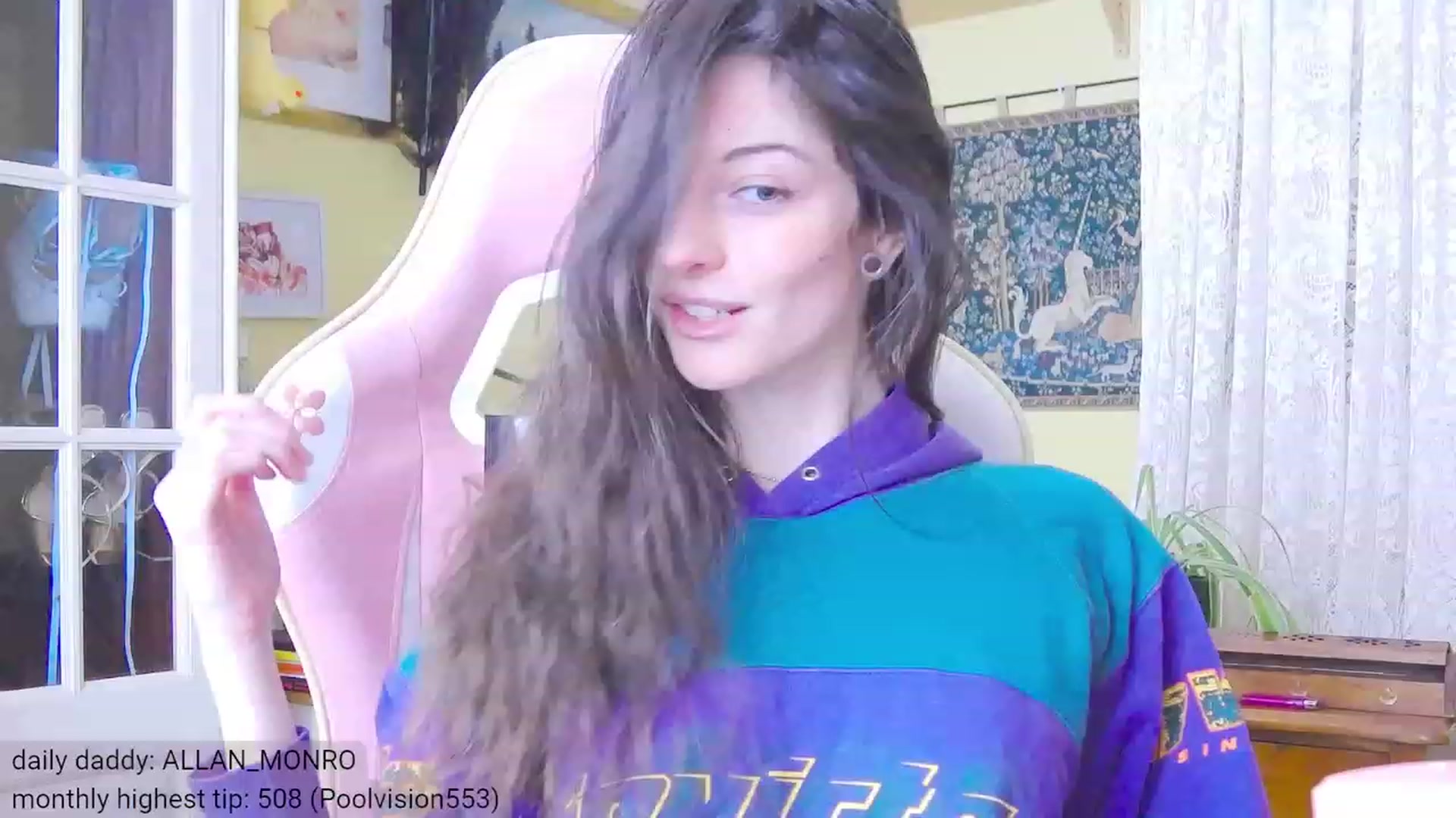 Gallery image thumbnail from viola__'s myfreecams stream on, 01/18/2024, 14:49 image 7 of 20