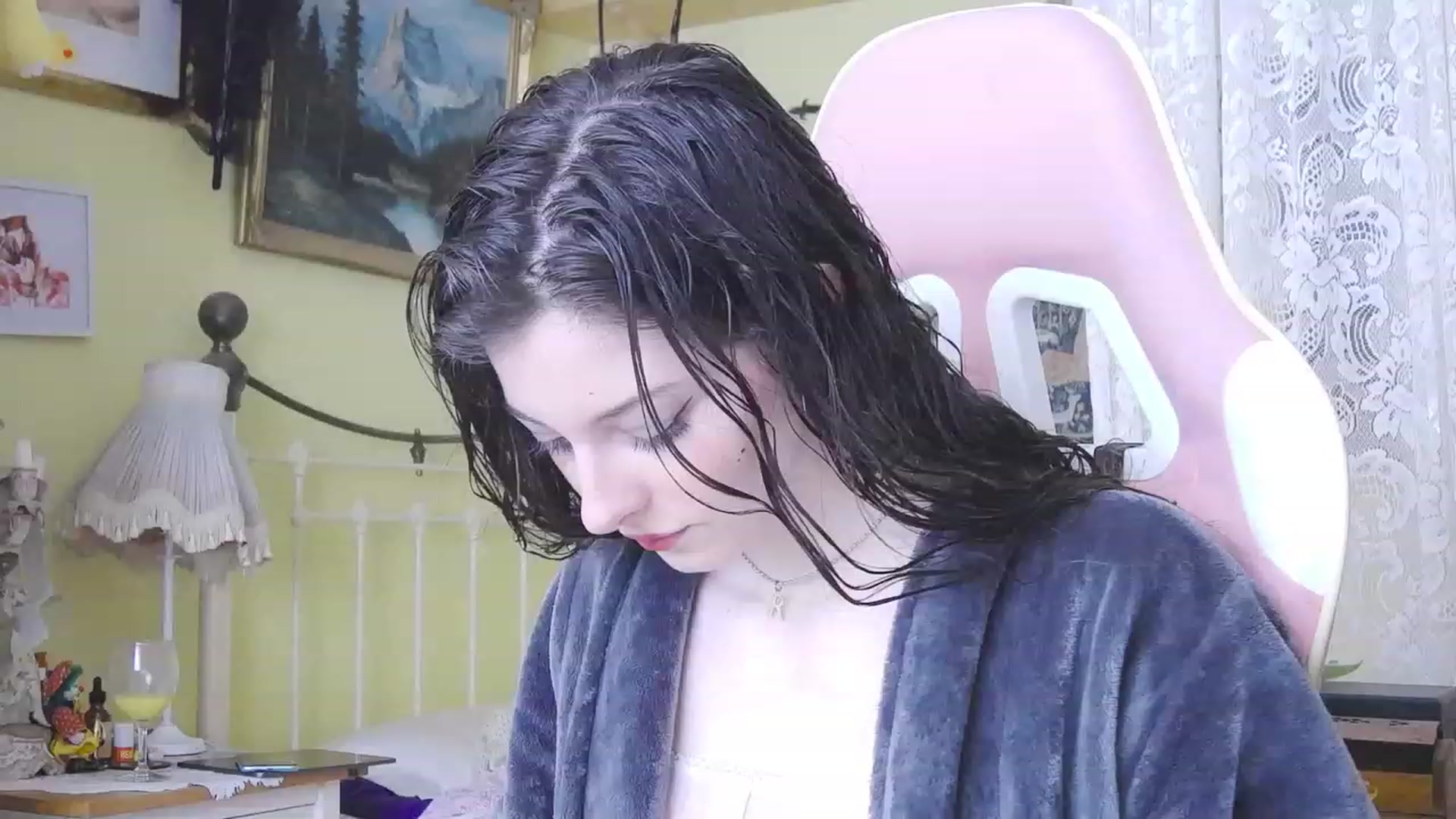 Gallery image thumbnail from viola__'s myfreecams stream on, 01/24/2024, 15:14 image 1 of 20