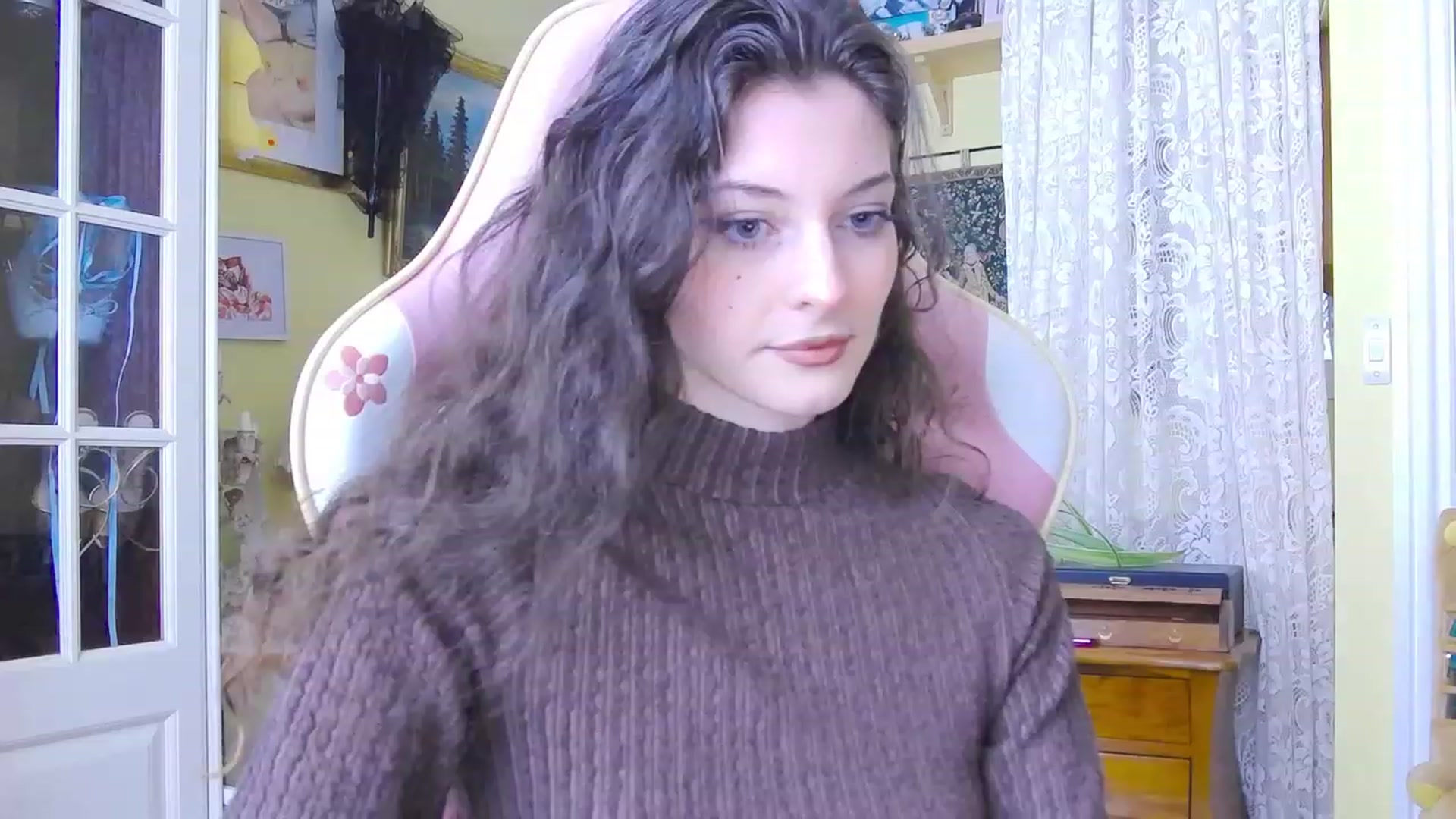 Gallery image thumbnail from viola__'s myfreecams stream on, 01/26/2024, 15:40 image 13 of 20