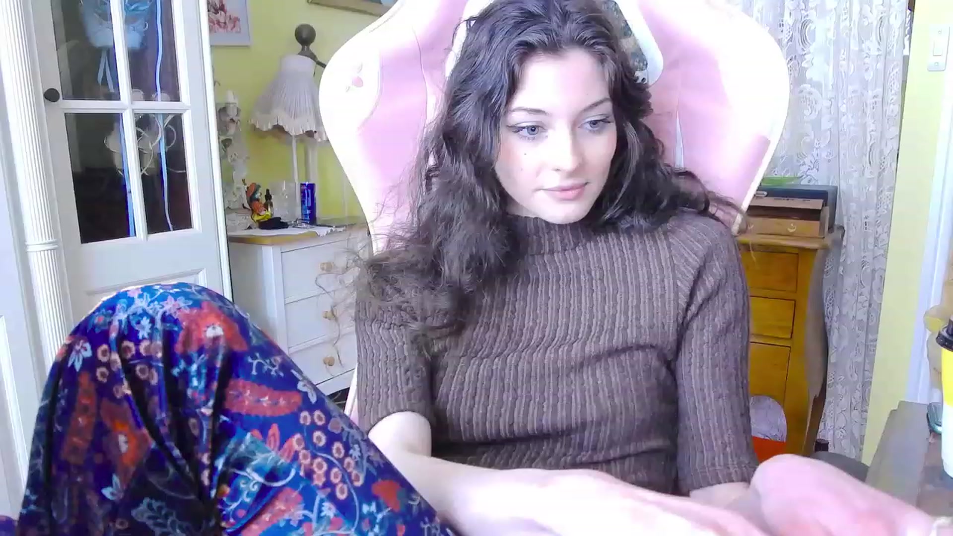 Gallery image thumbnail from viola__'s myfreecams stream on, 01/26/2024, 15:40 image 3 of 20