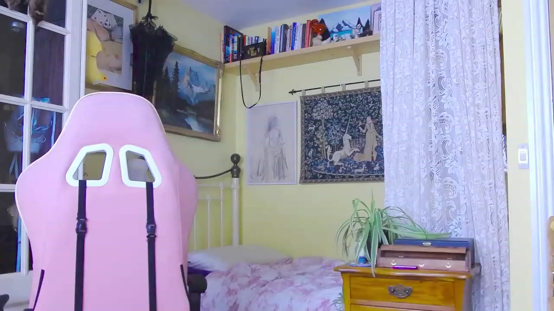 Gallery image thumbnail from viola__'s myfreecams stream on, 01/26/2024, 15:40 image 7 of 20