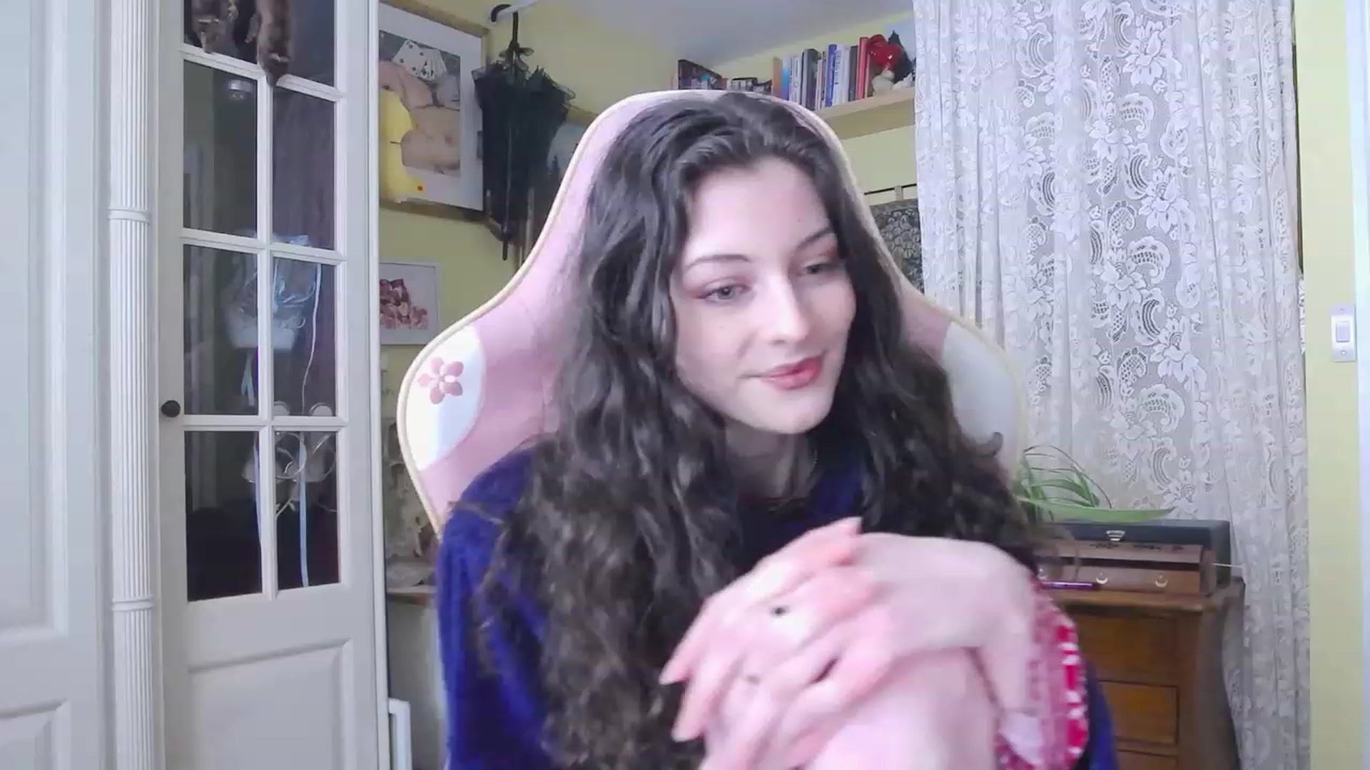 Gallery image thumbnail from viola__'s myfreecams stream on, 02/01/2024, 15:35 image 1 of 20