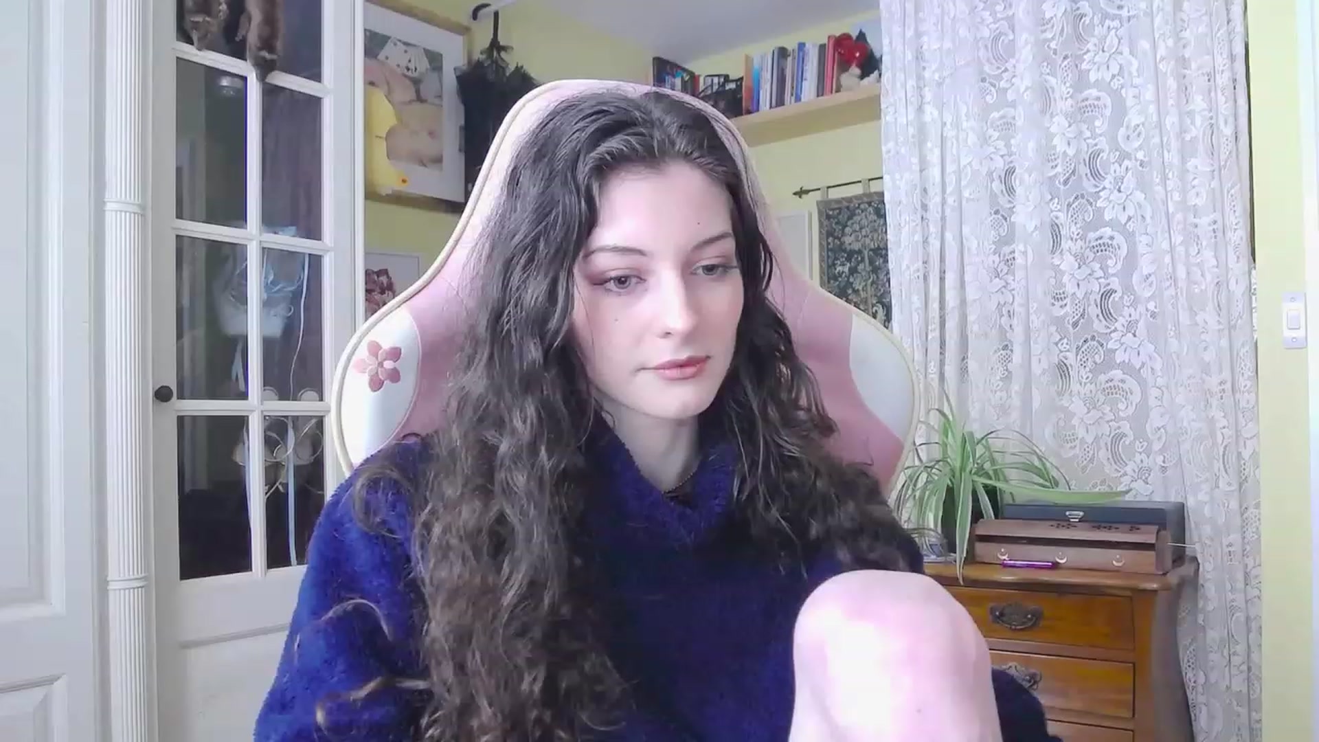 Gallery image thumbnail from viola__'s myfreecams stream on, 02/01/2024, 15:35 image 2 of 20